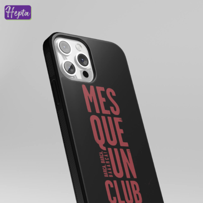 قاب گوشی طرح شعار بارسلونا Mes Que Un Club با زمینه مشکی کد C039-3